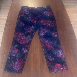 Pearl by Georgina Chapman floral lace mesh cropped pants. Size 10.